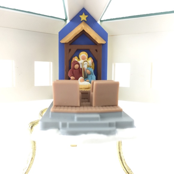 Hallmark 1996 Church Christmas Ornament QX6244 - Picture 6 of 12